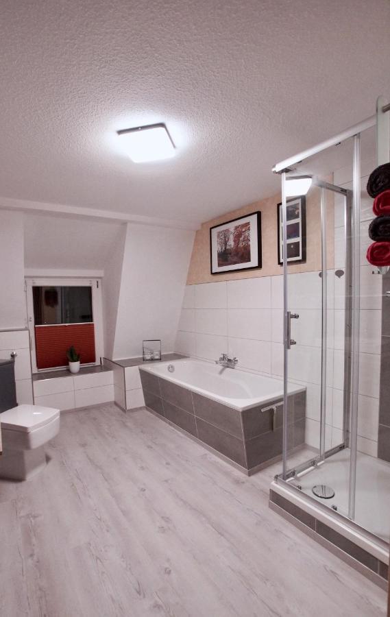 Ferienwohnung Ostard 2 Thale Esterno foto